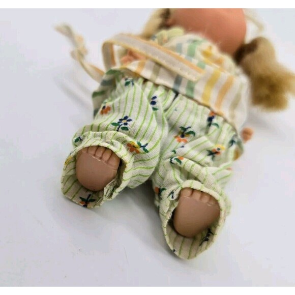 Vintage Holly Hobbie 1976 H1 K.T.C. AGC Girl Doll Made in Taiwan With Clothes - Picture 8 of 14